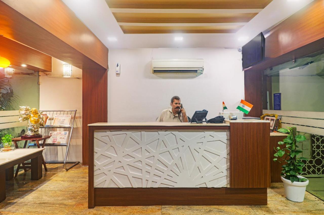Hotel Sizzling Starr New Delhi Exterior foto
